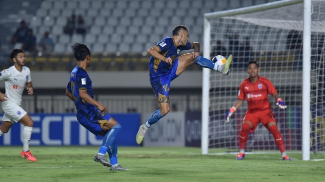 Berangkat ke Singapura, Bobotoh Berharap Persib Taklukkan Lion City Sailors