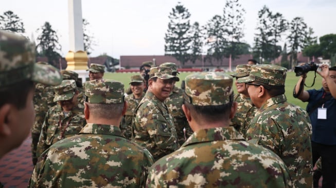 Presiden Prabowo Subianto dalam acara pembekalan Kabinet Merah Putih di Akademi Militer Magelang, Jawa Tengah. (Tim Media Prabowo)