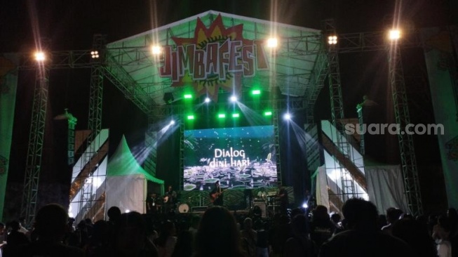 Jimbaran Bergema! Jimbafest 2024 Padukan Seni, Musik, dan Aksi Panggung Memukau