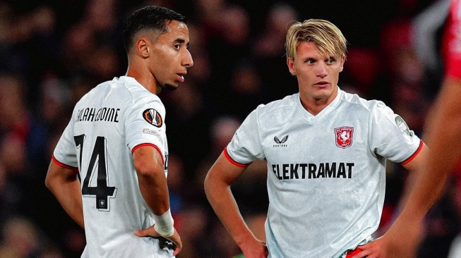 Rekan Mees Hilgers di FC Twente Diserbu Netizen untuk Bela Timnas Indonesia, Punya Darah Keturunan?