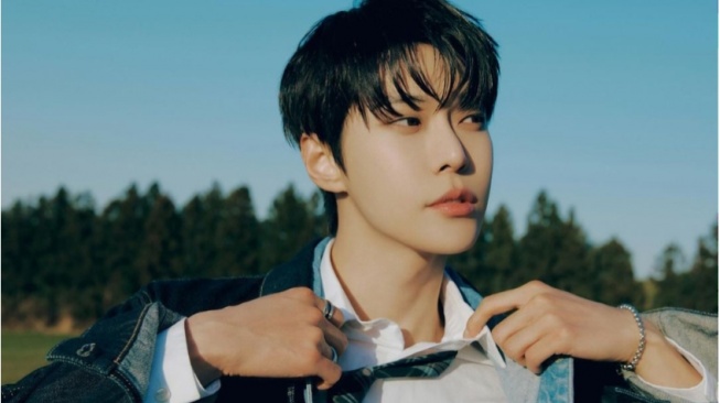 Doyoung NCT Akan Merilis Lagu Solo Terbaru Bertajuk Dazzingly Brilliant