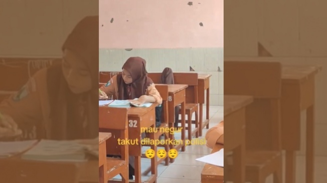 Miris! Siswa Tidur-tiduran di Kelas Tapi Tak Ditegur, Guru Curhat Takut Dilaporkan Polisi