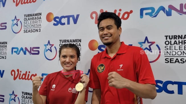 Duet Maut! Tontowi Ahmad dan Marsha Aruan Sabet Juara Bulu Tangkis di Turnamen Olahraga Selebriti Indonesia Season 3