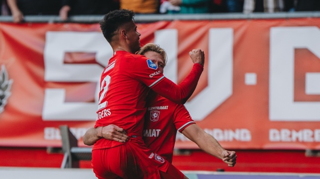 Mees Hilgers cetak gol di FC Twente (ig FC Twente)