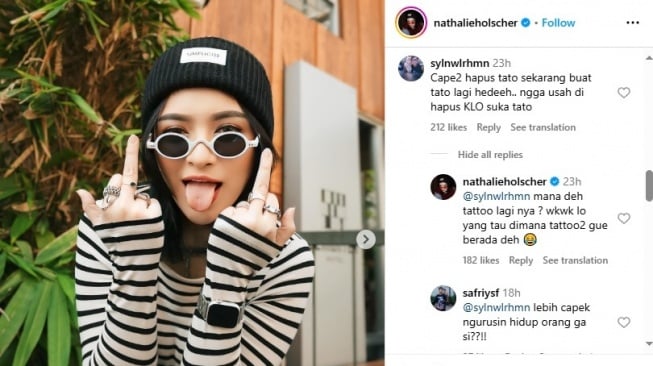 Komentar Natahalie Holscher saat dituduh tambah tato baru (Instagram/@nathalieholscher)