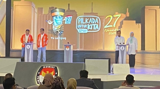 Adu Program Anti Miskin Danny Pomanto dan Andi Sudirman di Debat Pilgub Sulsel