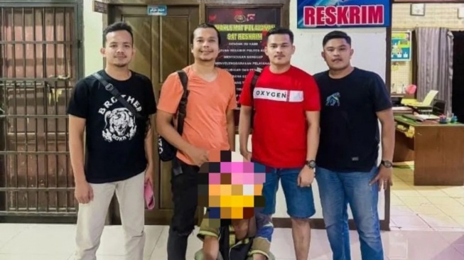 Parah! Ayah Cabuli Anak Kandung di Kabupaten Agam, Diimingi Uang hingga Paket Internet