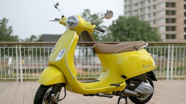 Vespa LX Hadir dengan Warna Baru