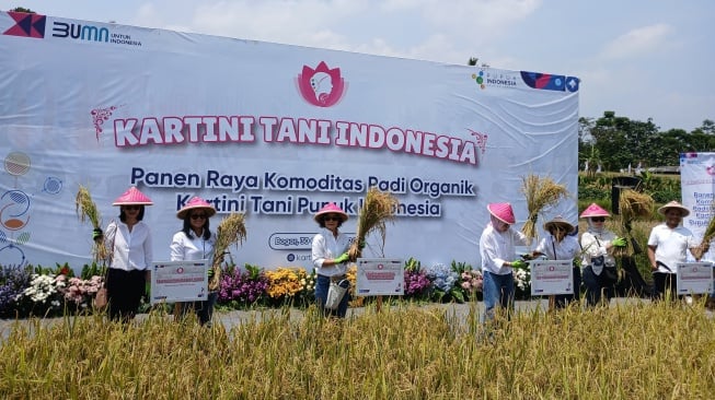 Emak-Emak Jadi Andalan Swasembada Pangan, Pupuk Indonesia Beri Pelatihan Khusus