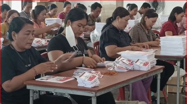 Lipat Surat Suara, Ibu Rumah Tangga Bisa Hasilkan Rp 200 Ribu Per Hari