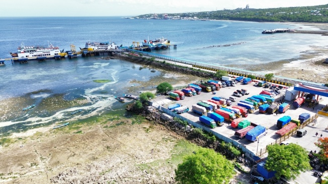 PT ASDP Indonesia Ferry (Persero) layani lintasan penyeberangan di NTT