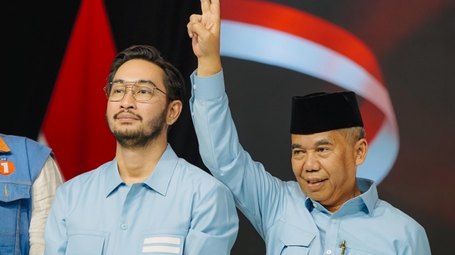 Unjuk Gigi di Debat Pilkada, Gelagat Jeje Govinda Digunjing: Nyontek?