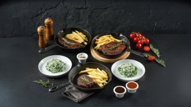 Pelopor Steak Lokal Hadirkan Menu Premium dari Daging Wagyu Artisan Sumatera