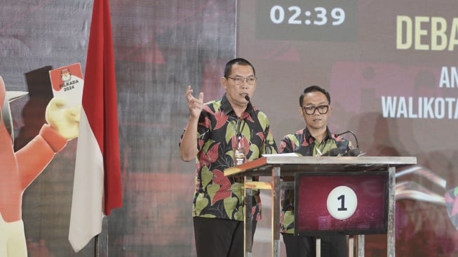 Debat Perdana: Teguh Prakosa-Bambang Gage Usung Solo Berbudaya, Sejahtera dan Berkelanjutan