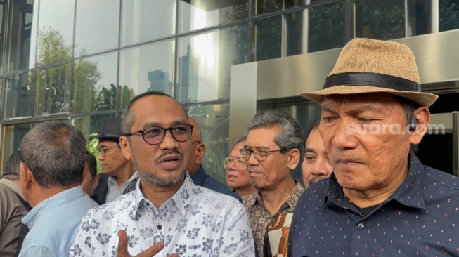 Abraham Samad Cs ke KPK, Desak Pimpinan Antirasuah Usut Dugaan Korupsi Keluarga Jokowi