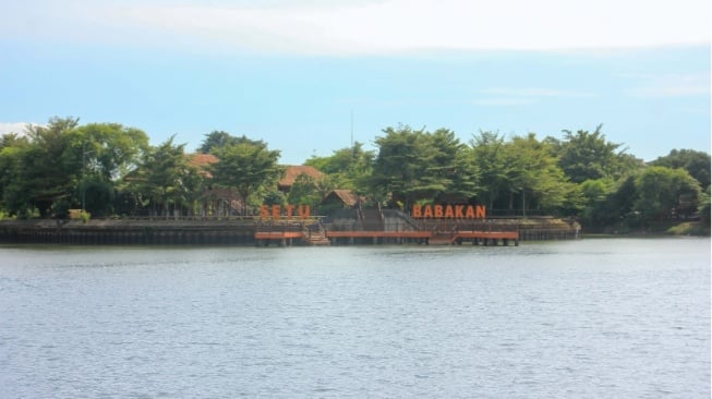 Jelajah Rasa Betawi yang Asli: 6 Kuliner Wajib Coba di Setu Babakan