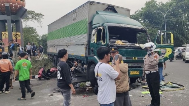 Polisi Tetapkan Pengemudi Truk Kontainer Ugal-ugalan di Tangerang Jadi Tersangka