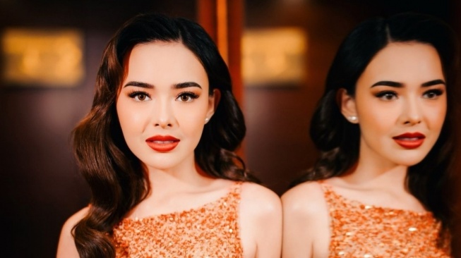 Potret Glamor Amanda Manopo dalam Gala Premiere Film Terbaru (Instagram/@snap.nuel)