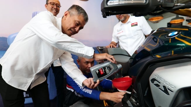 Pertamina Lubricants Hadirkan Pelumas Eksklusif untuk Motor BMW