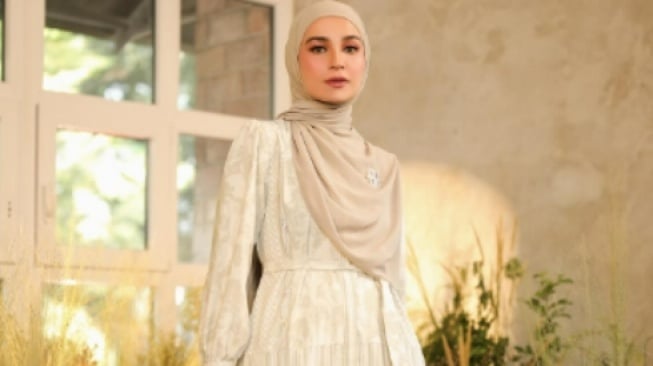 Tak Berkutik Sinetronnya Sebelum Berhijab Tayang Lagi, Shireen Sungkar Bahas Kontrak yang Merugikan?