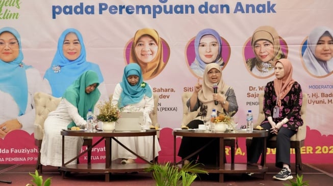 Diskusi majelis taklim tolak kekerasan terhadap perempuan dan anak. [dok]