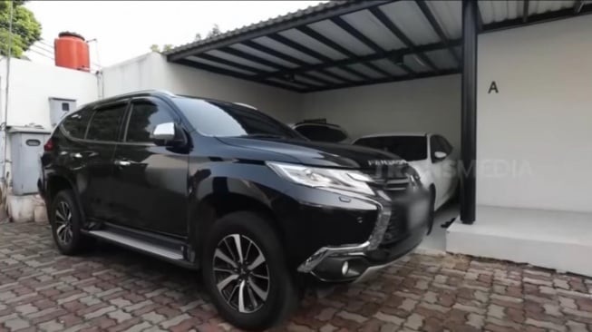 Mitsubishi Pajero Sport Dakar milik Arafah Rianti (Youtube)