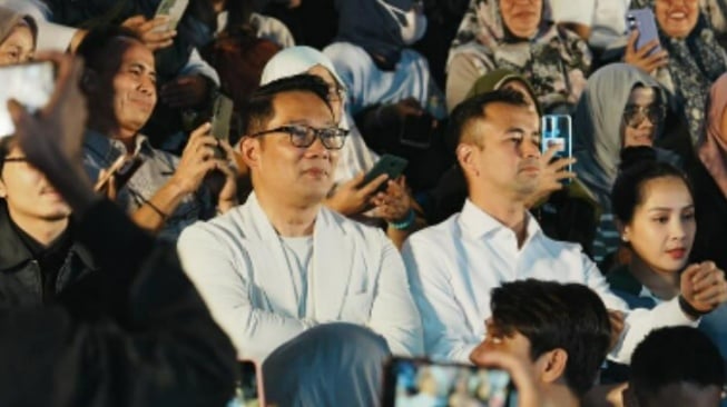 Raffi Ahmad dan Ridwan Kamil. (Instagram/@raffinagita1717)