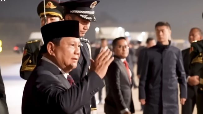 GWM Tank 500 SUdah, Prabowo Terciduk Naik Mobil China Lagi saat Kunjungan Kenegaran