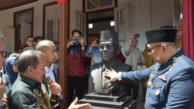 Patung Bung Hatta Dibangun di Sekolah Bekas Penjajahan Belanda di Padang, Ini Tujuannya