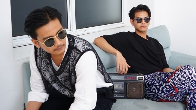 Mudhofar dan Diffa Chandra Mengusung Nuansa Pop Rock di Single 'Lepas Kandang'