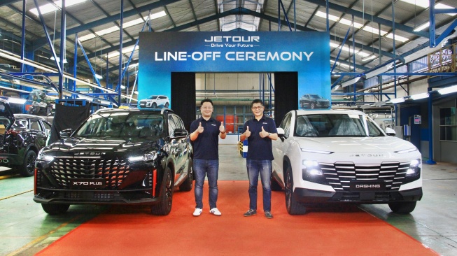 Jetour Menandai Dimulainya Perakitan Lokal di Indonesia Lewat Produk Dashing dan X70 Plus di Pabrik Handal Motor Indonesia, Bekasi, Jawa Barat. (Foto: Jetour)