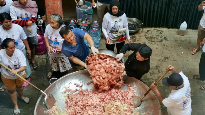 Mukbang Ala Chef Bobon Santoso-Ahmad Luthfi, Dukung Makan Bergizi Gratis di Rusun Bandarharjo Semarang