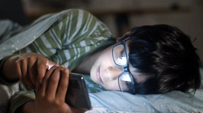 Cara Mencegah Anak Terpapar Judi Online, Ini Tips dari Psikolog Buat Orang Tua!