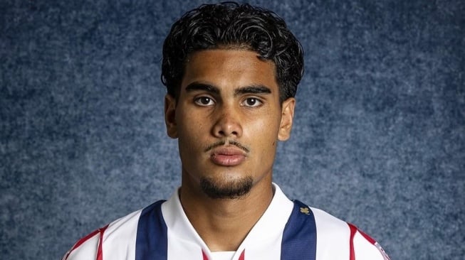 Pemain keturunan Indonesia, Sem Morales saat bermain untuk klub Belanda Willem II U-21. [Dok. Instagram/@sem.iesa]