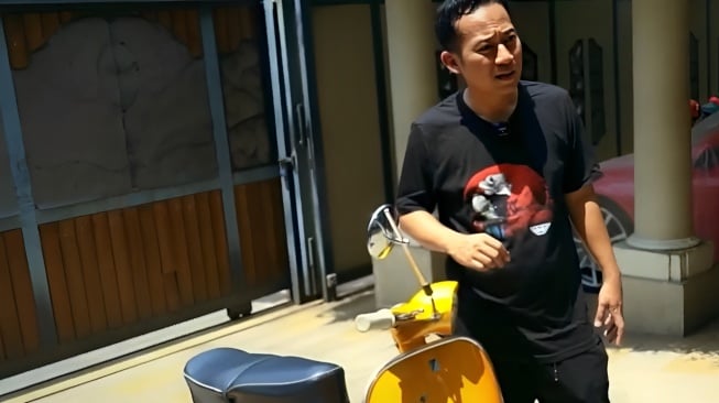 Vespa Darling Denny Cagur (Youtube)