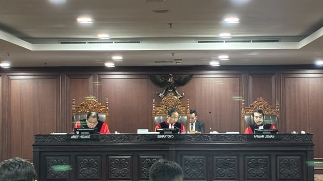 Sidang Perdana, Alexander Marwata Singgung Firli Bahuri dan Nurul Ghufron di Pengadilan