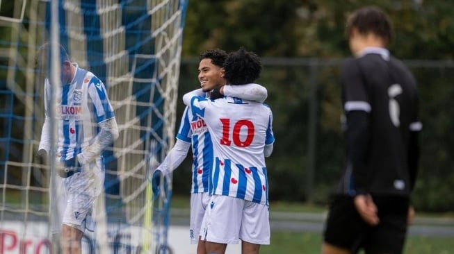 Pemain keturunan Indonesia milik SC Heerenveen U-21, Xavi Woudstra. [Dok. Instagram/@xaviw00]