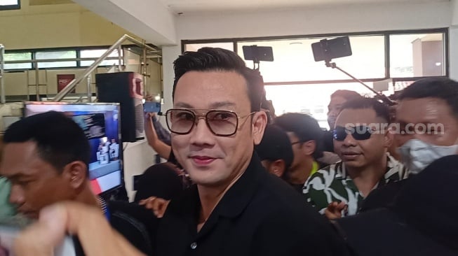 Denny Sumargo Hadiri Pertemuan Agus Salim vs Novi, Berharap Masalah Donasi Selesai