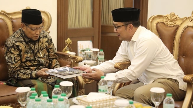 Sowan ke Eks Ketum PBNU Said Aqil Siradj, Ridwan Kamil Dapat Wejangan Ini