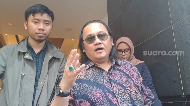 Najwa Shihab Sampai Heran, Segini Panjangnya Rekam Jejak Farhat Abbas Dilaporkan ke Polisi