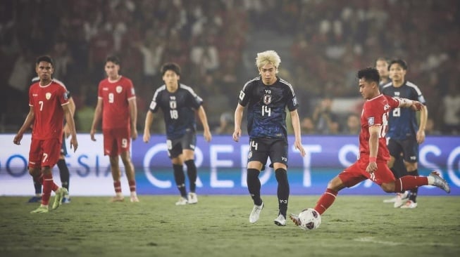 Bintang Timnas Indonesia, Pratama Arhan, mendapat sindiran dari netizen Tanah Air pasca memamerkan aksinya di laga kontra Jepang. (IG Pratama Arhan)