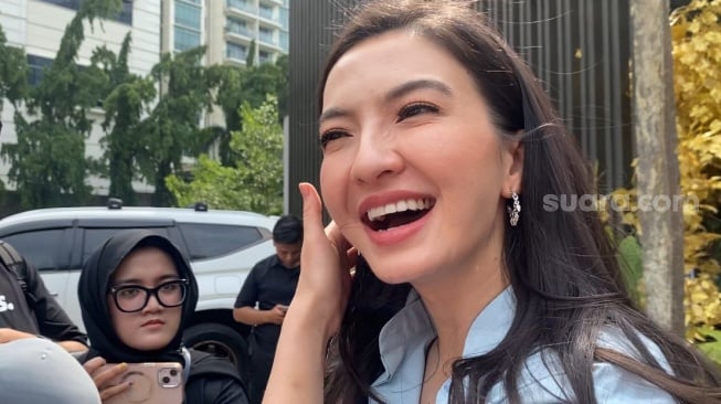 Kulit Wajahnya Mulai Bermasalah karena Umur, Raline Shah Tetap Ogah Oplas