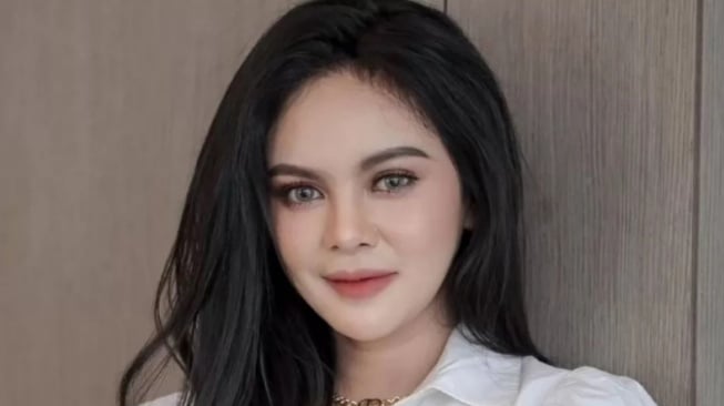 Heboh Hubungan Vanessa Nabila-Ahmad Luthfi, 11 Artis ini Juga Digosipkan jadi Simpanan Pejabat