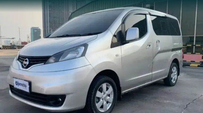 Nissan Evalia (Olx)