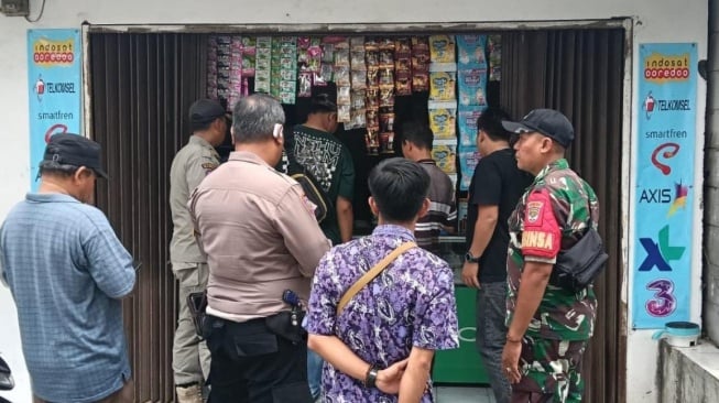 Penampakan Warung Kelontong Tempat Jualan Obat Terlarang di Bekasi