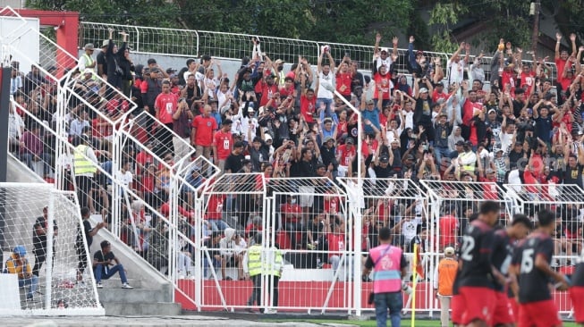 Malut United, Stadion Kie Raha dan Kembalinya Tanah Legenda Sepak Bola