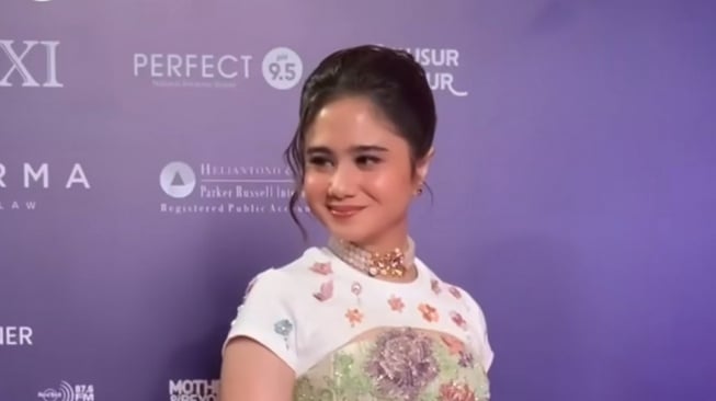 Pesona Tissa Biani di Red Carpet FFI 2024: Outfit Etnik yang Memukau (Instagram)