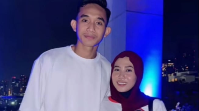 Bikin Penasaran, Siapa Pacar Rizky Ridho? Setia Dampingi Bek Timnas Lebih dari 7 Tahun Tapi Jarang Terekspos