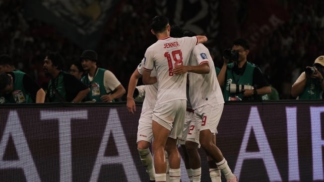 Kondisi Karut Marut FC Twente: Mees Hilgers Kini Dilatih Eks Pelatih Ivar Jenner