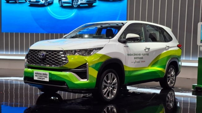 Toyota Bawa Formasi Lengkap Kendaraan Ramah Lingkungan dari Mirai Sampai Innova Zenix di GJAW 2024